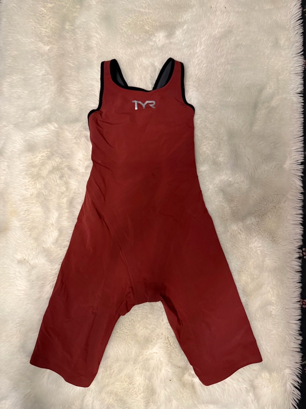 TYR Venzo open back kneeskin Burgandy color size 25